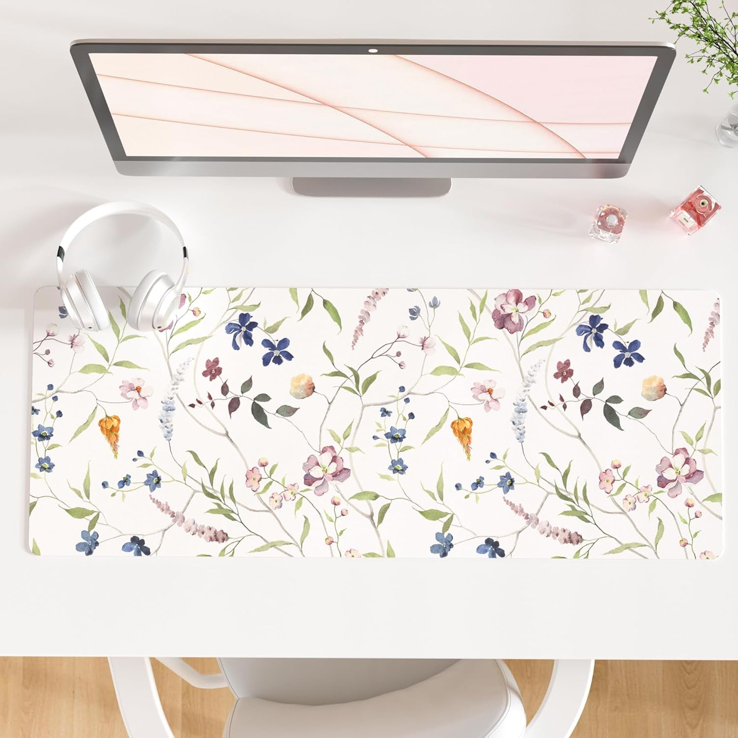 QIYI White Mouse Pad, Cute Marble Large Desk Mat, PU Leather Desk Protector Mousepad, Gold Grey Striped Waterproof Computer Keyboard Gaming Mouse Pads, Non Slip Extended Writing Pad 31.5" X 15.7"