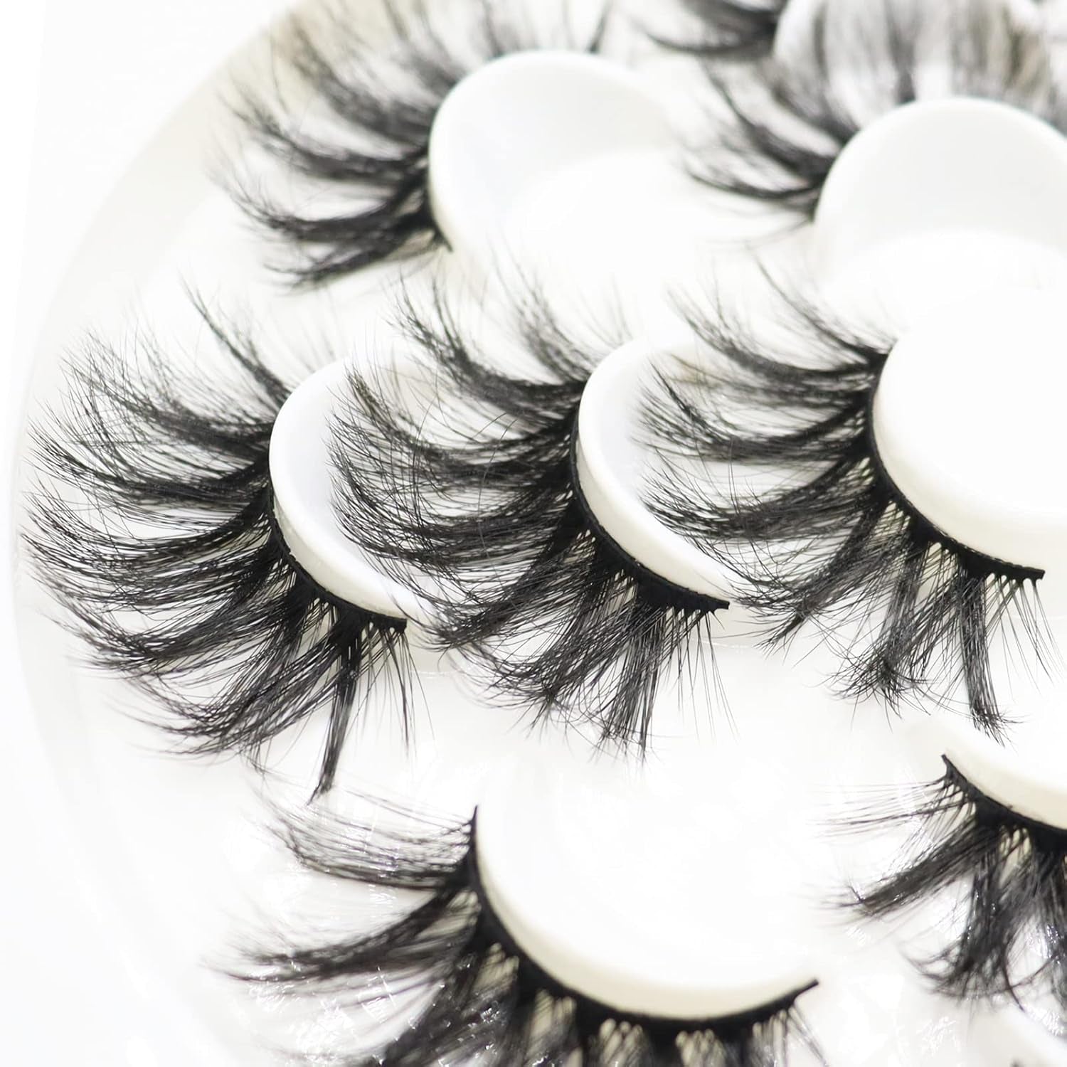 DAODER 25mm Wispy 8D Mink False Eyelashes - Dramatic Volume & Fluff - 7 Pairs of Soft, Reusable Lashes for Stunning Eyes