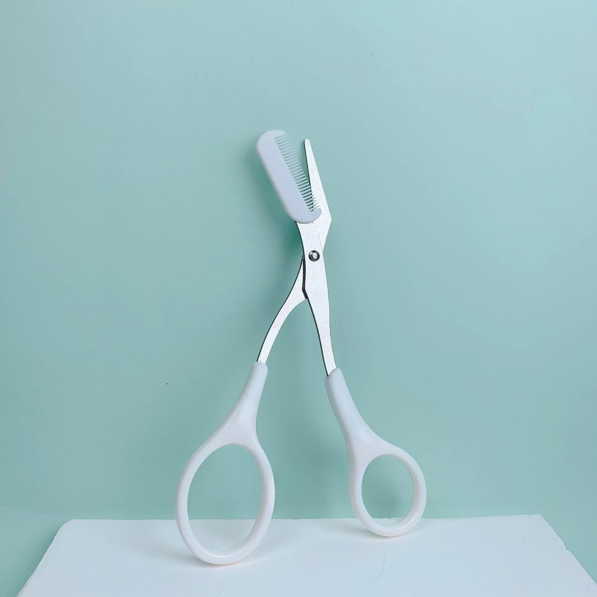 Eyebrow Trimming Scissors with Comb | Precision Brow Grooming Tool
