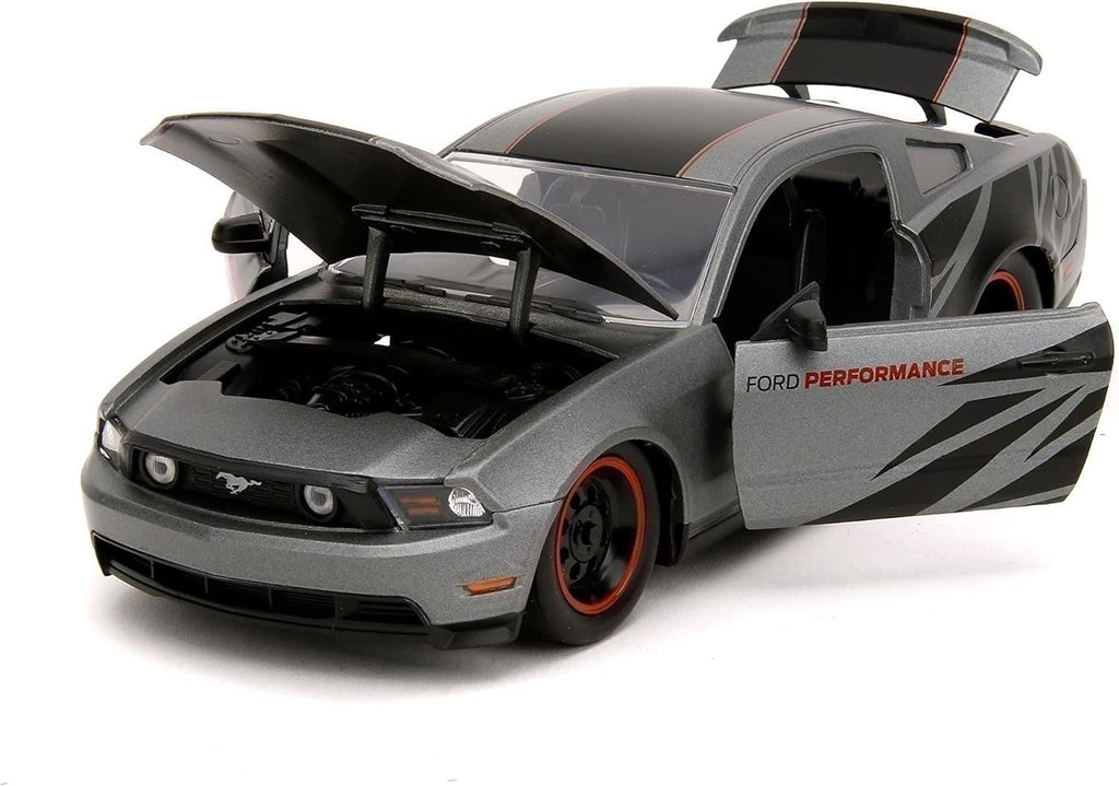Big Time Muscle 1:24 Scale 2010 Ford Mustang GT Die-Cast Model Car for Children