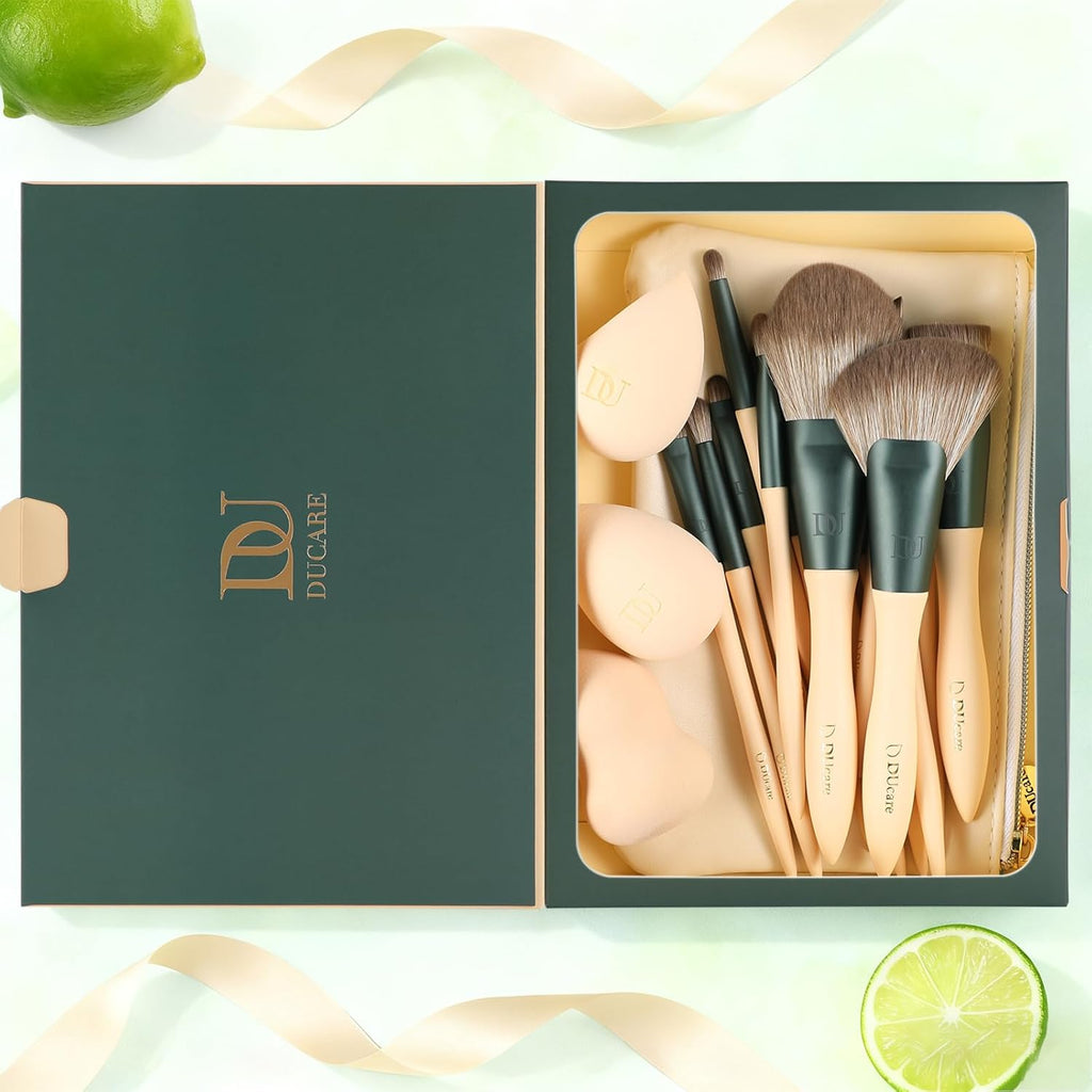 Ducare 18-Piece Makeup Gift Set - Includes 14 Makeup Brushes, 3 Sponges & Cosmetic Bag for Flawless Foundation, Blush, and Eye Makeup